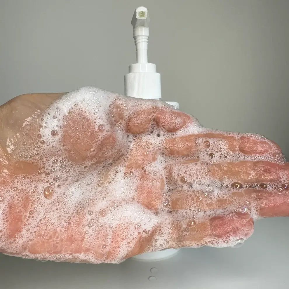 Сбалансированный очищающий гель для ежедневного умывания с pH 5.5 Elsym8 PH Balance Cleanser, 200 мл