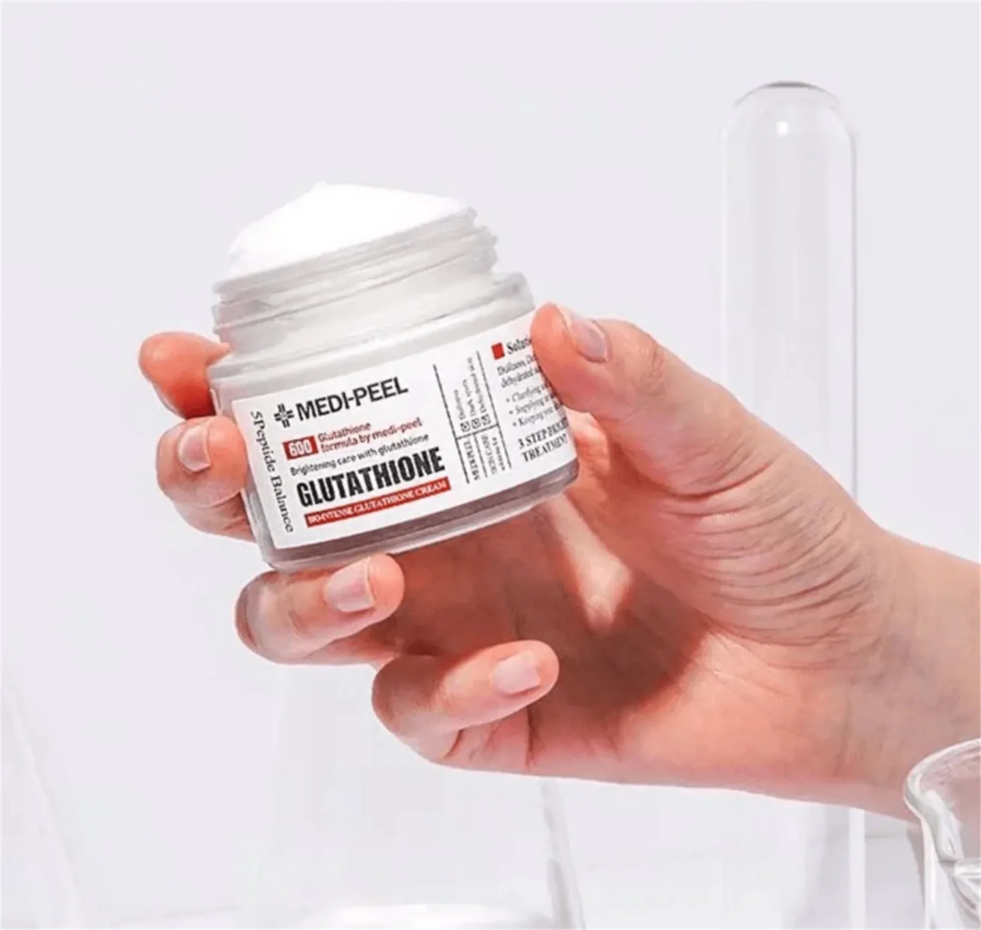 Освітлювальний крем для обличчя з глутатіоном MEDIPEEL Bio Intense Glutathione White Cream, 50 гр
