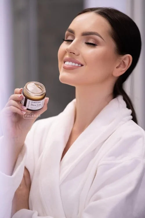 Лифтинг-крем для лица с пептидным комплексом MEDIPEEL Bor-Tox Peptide Cream, 50мл