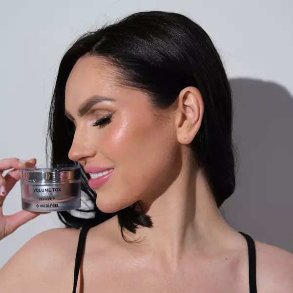 Купить Омолаживающий крем с пептидами MEDI PEEL Peptide 9 Volume Tox Cream